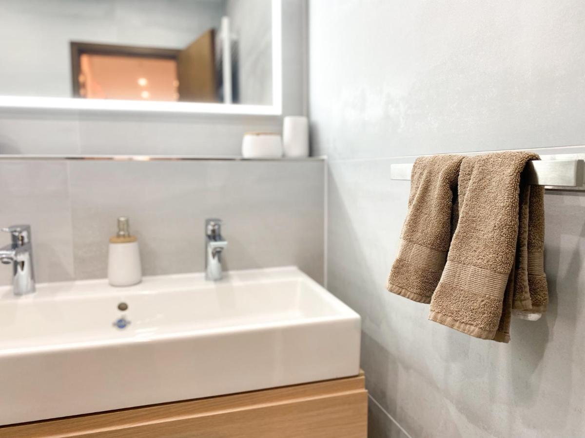 Modernes Apartment In Zentrumsnaehe Mit Eigenem Stellplatz Baden-Baden Extérieur photo